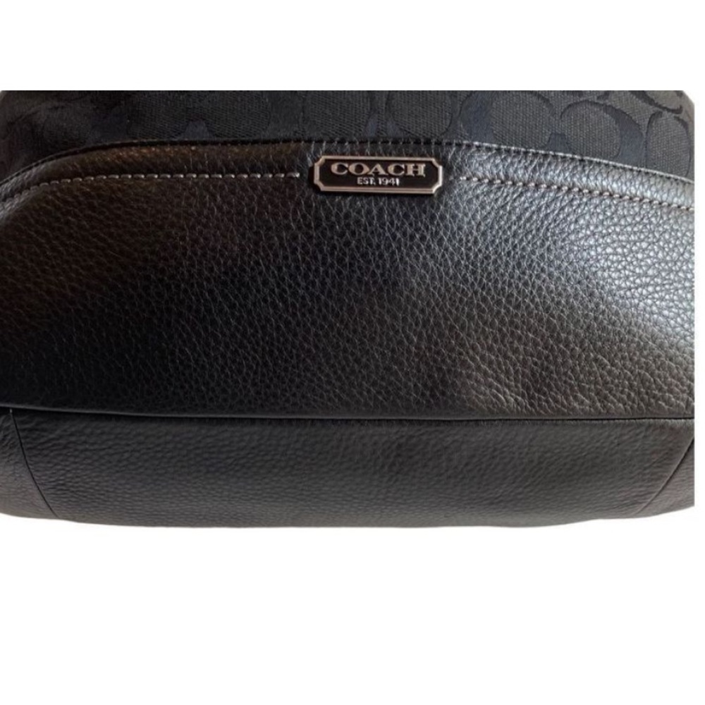 Coach Park Signature Hobo - Picture 2 of 6